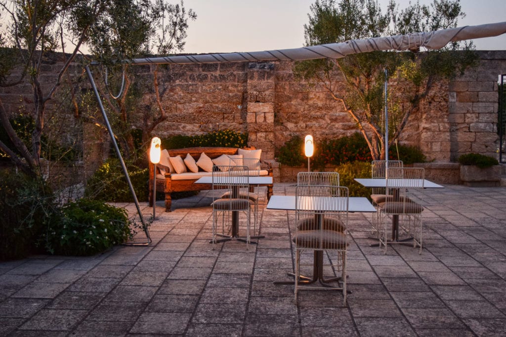 Book Art Resort Masseria Bernardini in Salento All for Yourself boutique hotel bed and breakfast puglia nardo' lecce bari center best position where to stay near buyout villa rental group asian