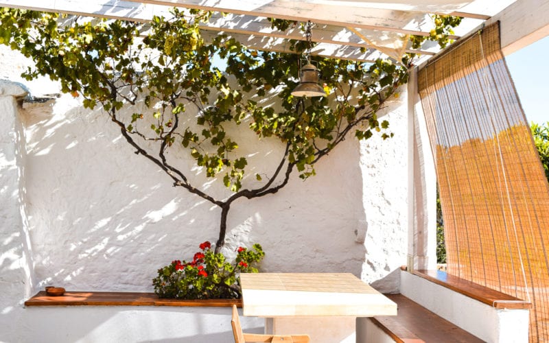 Trullo a ll’éra: Stay In A Trullo In Puglia, Italy where to stay in itria valley alberobello ceglie messapica svadore travel blog guide