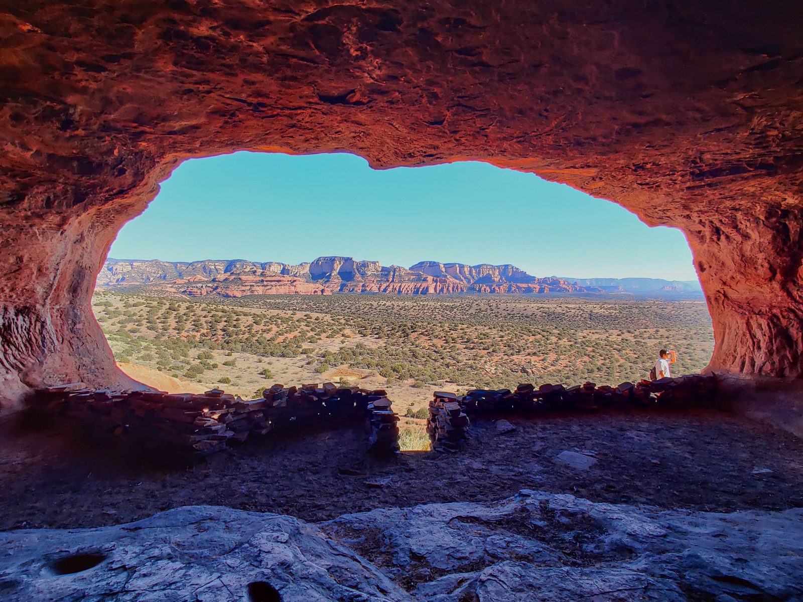 6 Iconic & Secret Sedona Vortex Hikes For All Levels 6 Iconic & Secret Sedona Vortex Hikes For All Levels shamans cave robbers roost