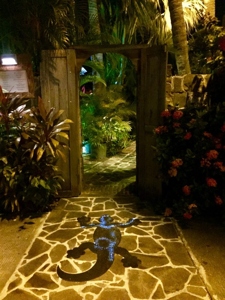 Eddy's_Restaurant_Gustavia_St Barth_French West Indies_Travel Guide