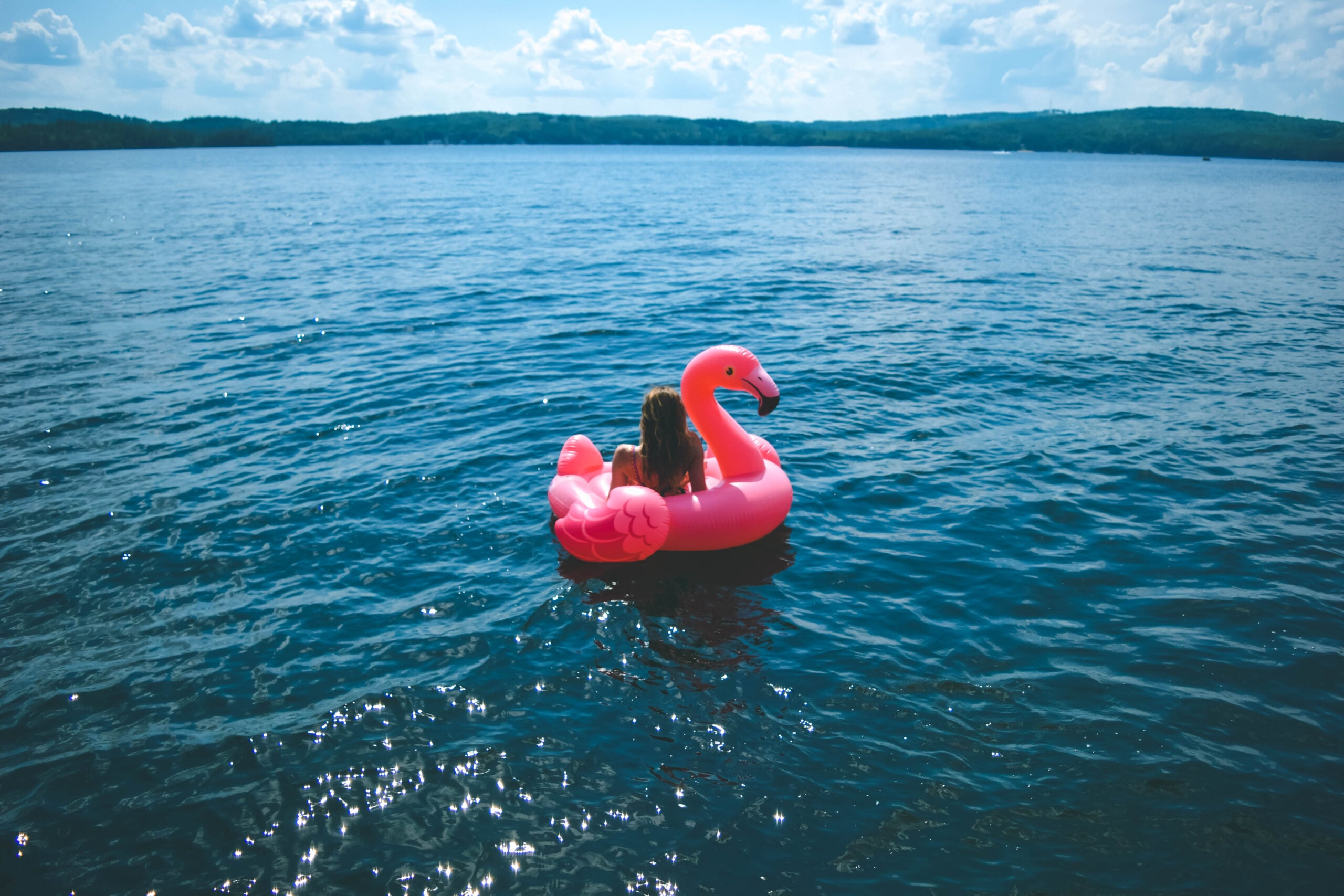 Lake Winnipesaukee_New Hampshire_Travel Guide_What to do_What to See_kiini_bikini_fit_girl_photography_fashion blogger_travel blogger_flamingo float_summer accessory_must have_sunset