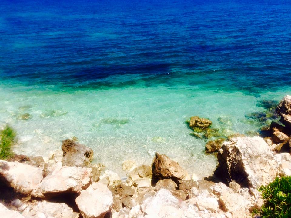 Paros_Travel-Guide_What-to-do_Where-to-eat_What-to-see-in-Paros-Island-Greece_Rent-a-quad_ATV_visit-the-island_map_where-to-go-crystal-blue-turquoise-water-ocean-cove.jpg
