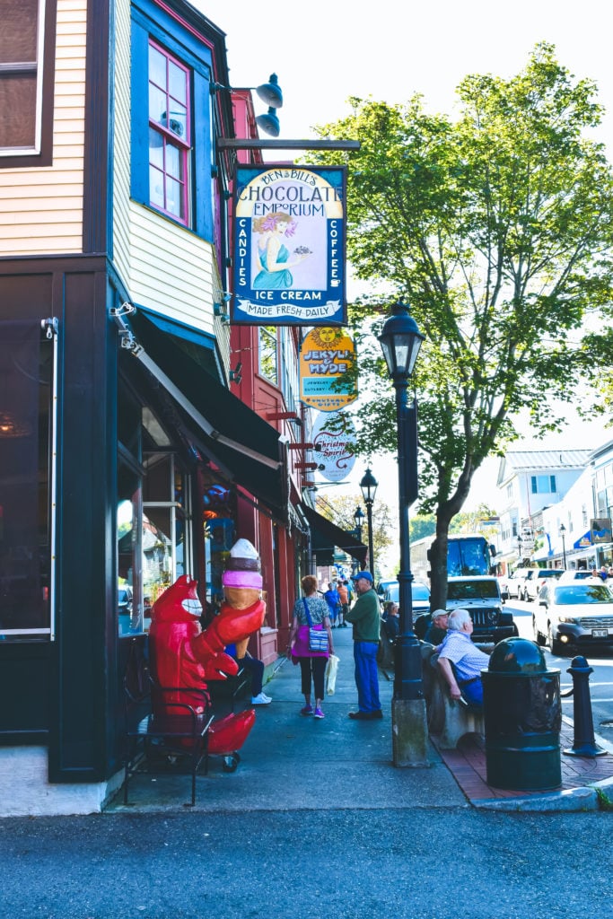 Main Street Travel guide to bar harbor maine acadia national park what to do in maine nature guide -21-2