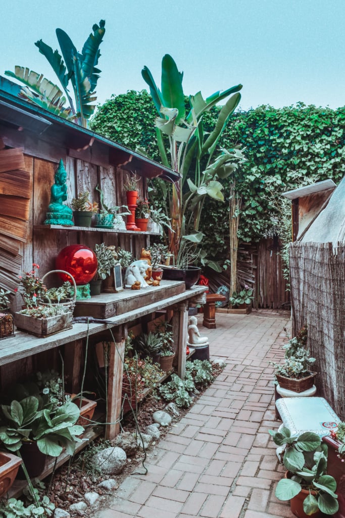 california coast travel guide: carmel by the sea Travel Guide California Road trip SVADORE travel blog the secret garden