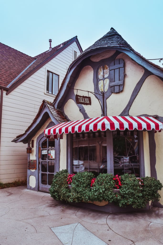 california coast travel guide: carmel by the sea Travel Guide California Road trip SVADORE travel blog