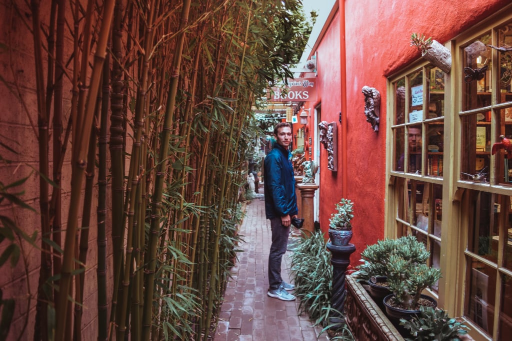 california coast travel guide: carmel by the sea Travel Guide California Road trip SVADORE travel blog the secret garden