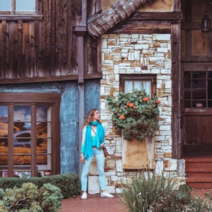 california coast travel guide: carmel by the sea Travel Guide California Road trip SVADORE travel blog ocean avenue