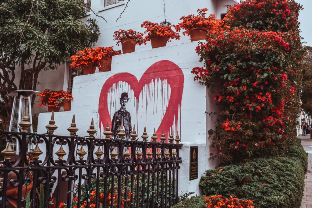 california coast travel guide: carmel by the sea Travel Guide California Road trip SVADORE travel blog charlie chaplin