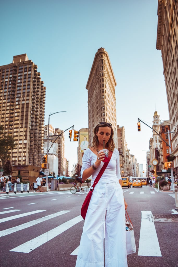 New York Travel Guide: A Beginner's Guide to Midtown, Manhattan flat iron building instagram spot