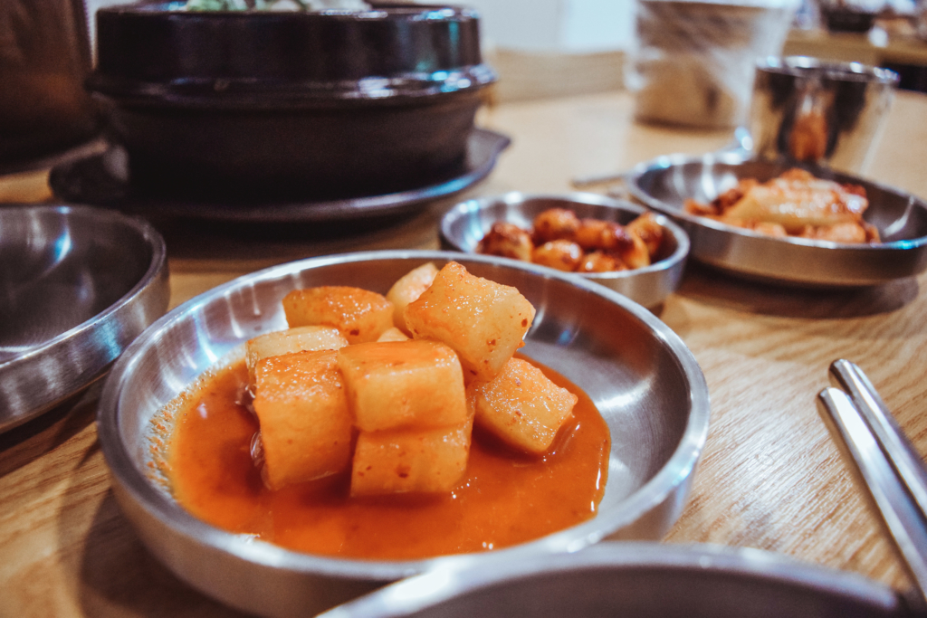 Korean Ginseng Chicken Soup at Baengnyeon Samgyetang, Seoul Cheong Yeon Jae Bukchon Hanok Village Where to stay in seoul hanok korea south korea travel blog what to do travel guide svadore-1