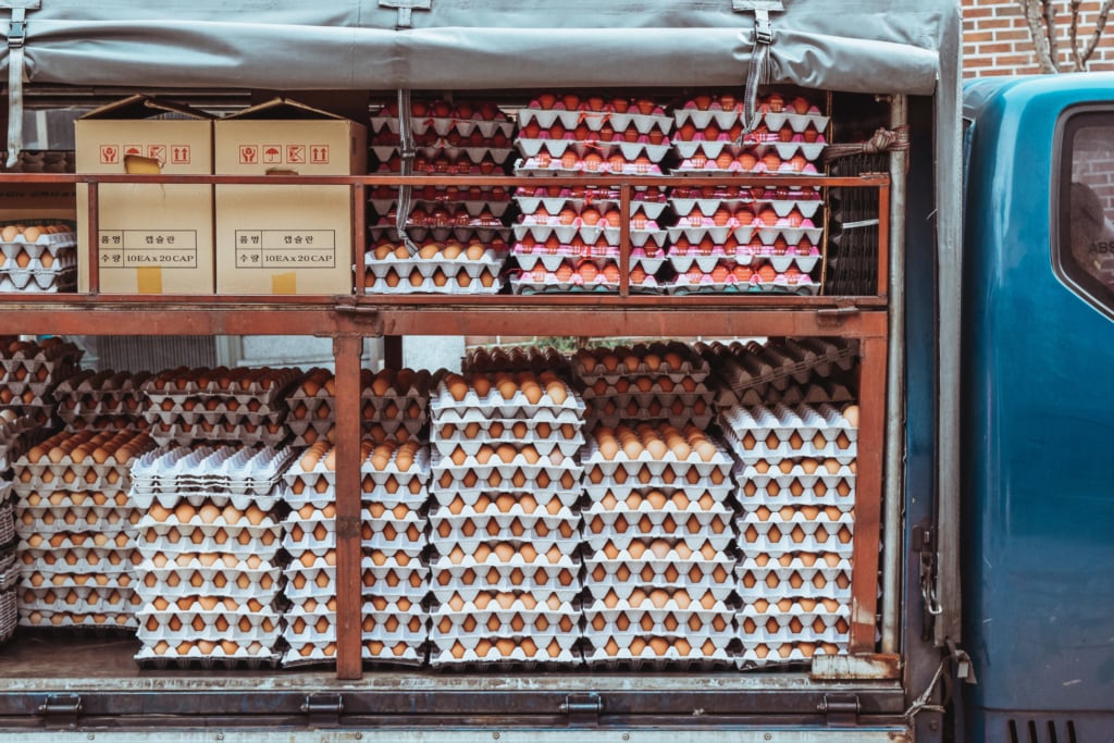 What to Do in Bukchon Hanok Village, Seoul bukchon hanok village seoul south korea what to do what to see what to eat travel blog SVADORE travel guide november winter fall-1