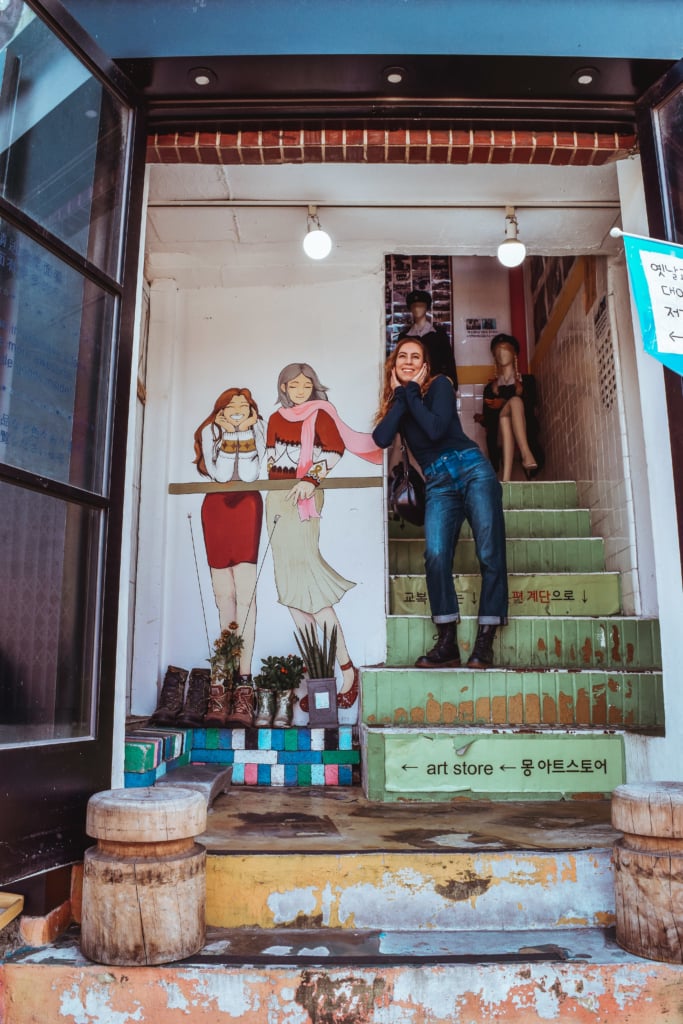 Exploring the Work of Art that is Ihwa Mural Village ihwa mural village seoul ihwa-dong what to do in seoul south korea travel guide travel blog SVADORE-1