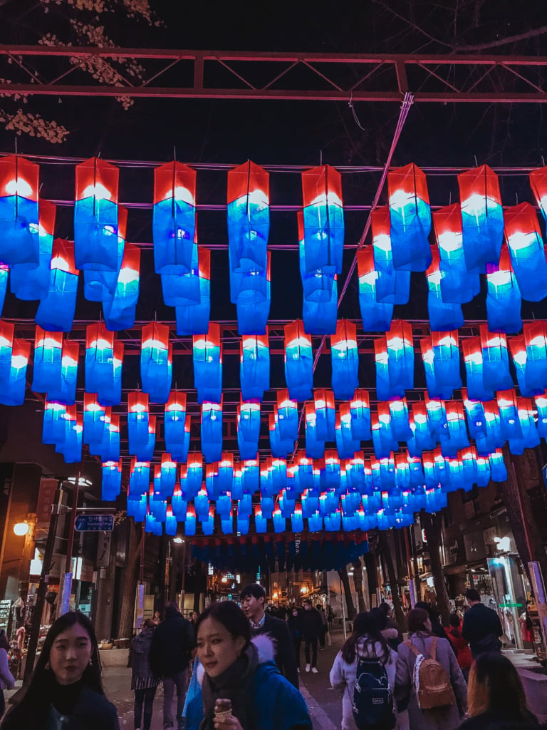 6 Things to Do in Jongno, Seoul from Insadong to Myeongdong insadong seoul nightlife what to do in seoul south korea travel guide travel blog SVADORE-1-2