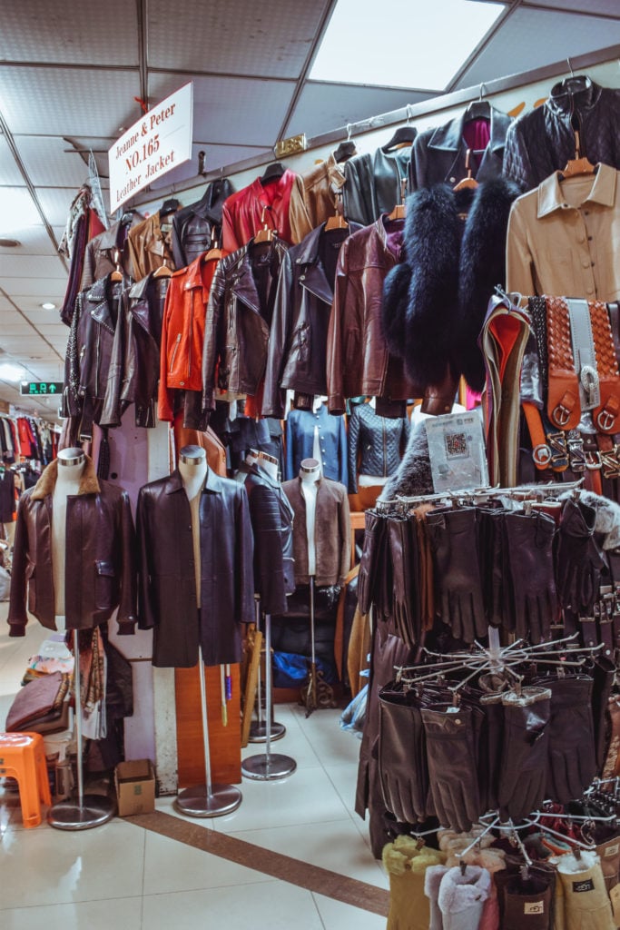 Shopping in Shanghai: Best Shops at The Fabric Market Shopping in Shanghai- The 3 Best Stalls at The Fabric Market asia china shanghai fashion leather jackets gloves eyewear sunglasses eyeglasses fake counterfeit best shopping-1-5