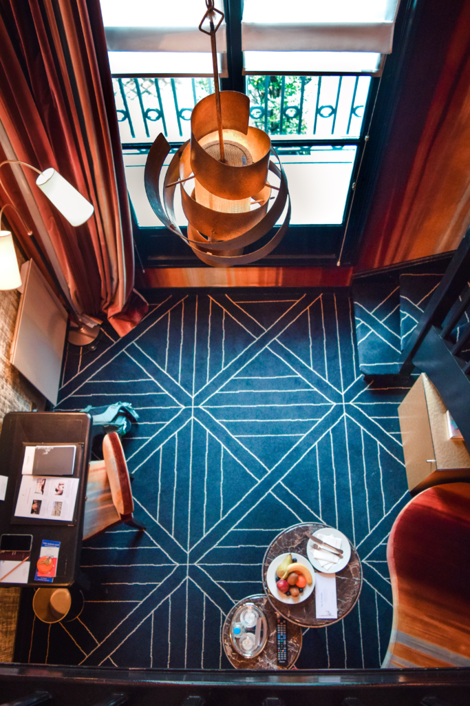 Luxury Hotel in Marais, Paris: Pavillon de la Reine