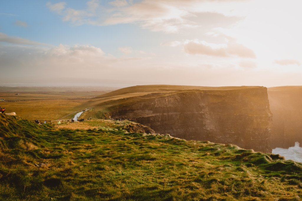 Visiting The Cliffs of Moher from Dublin in December ireland travel guide travel blog svadore driving winter -1-11