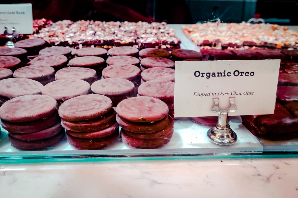 where to eat hampton bay chocolate 7 Interesting Things To Do In Greenport, NY a-day-in-greenport-long-island-what-to-do-what-to-see-where-to-eat-travel-guide-svadore-1-2