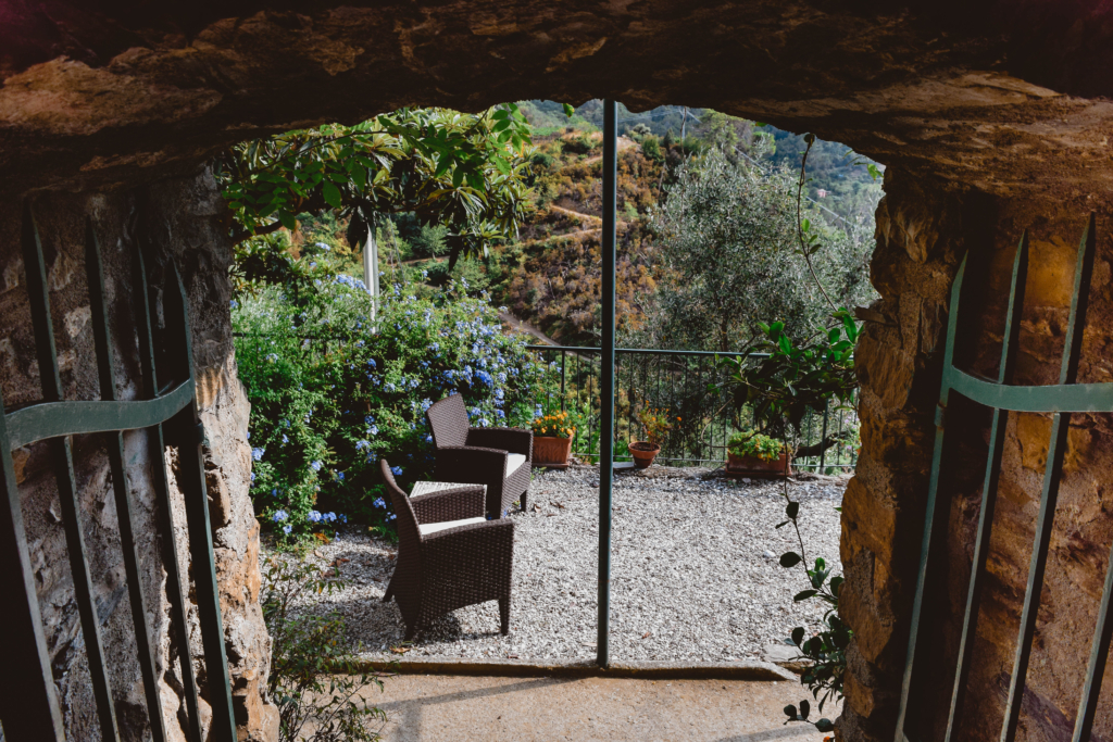 Where to Stay Cinque Terre: La Sosta di Ottone III chiesanuova levanto boutique hotel experience UNESCO winery michelin-starred