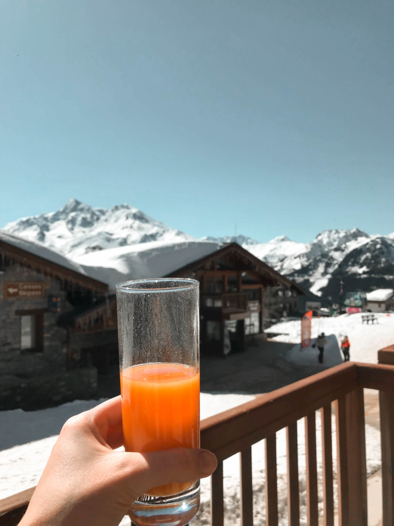 Skiing in March in the French Alps with Ski Itineraries lat thuile