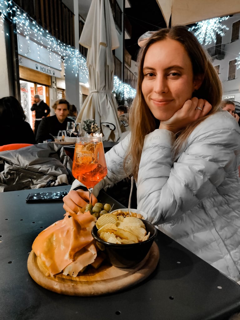 6 Courmayeur Best Bars for Aperitivo and Après-ski le dahu