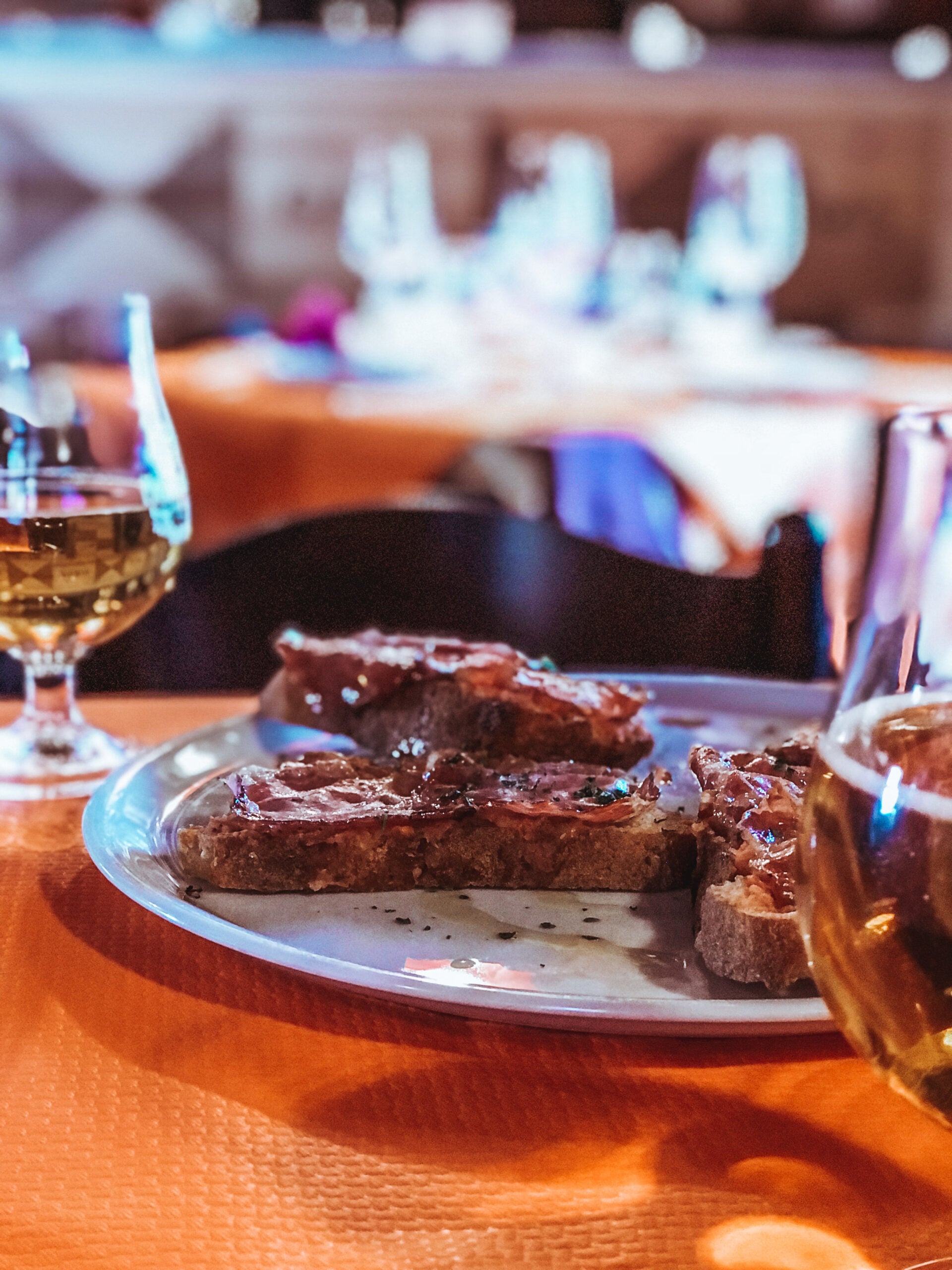 Where to Eat in Courmayeur (Restaurants On and Off Piste) ristorante chiecco
