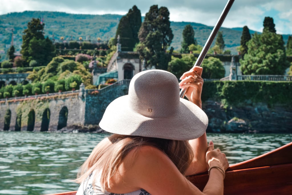 Borromean Islands: Visit Isola dei Pescatori, Lake Maggiore svadore travel blog lago maggiore travel guide