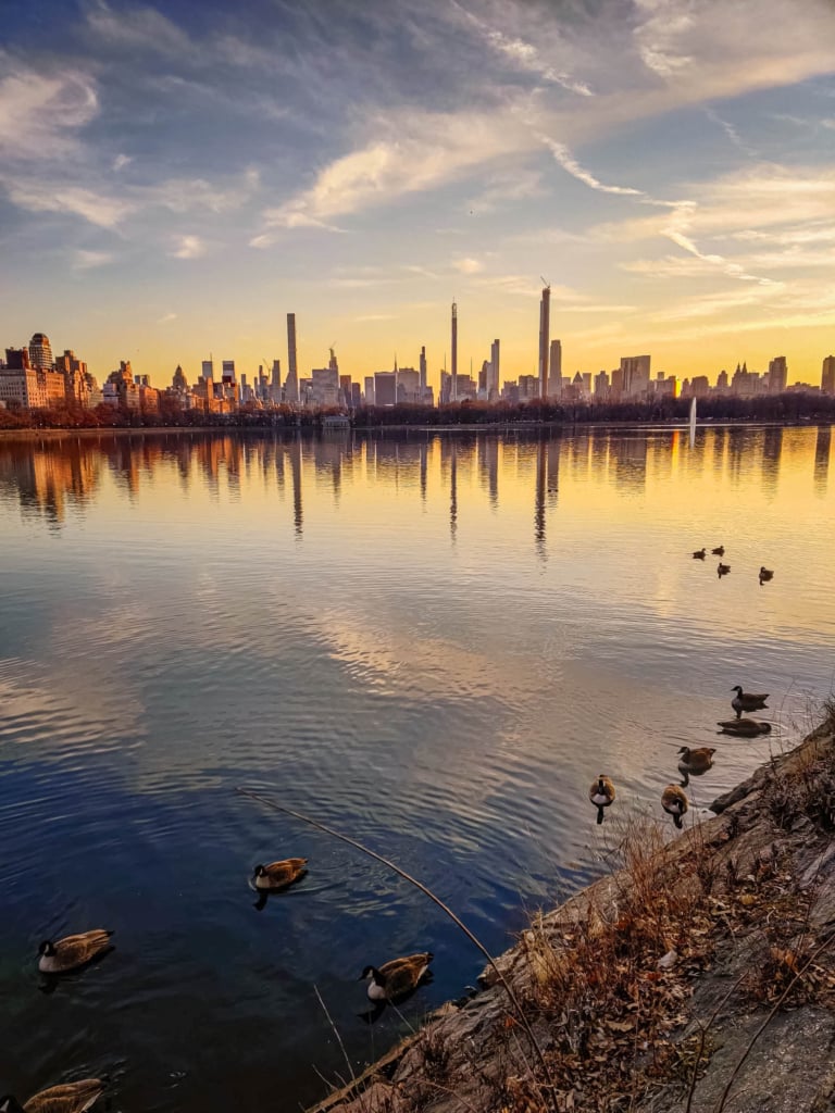 Things to Do in Central Park NYC: The Ultimate Guide! reservoir jackie kennedy running