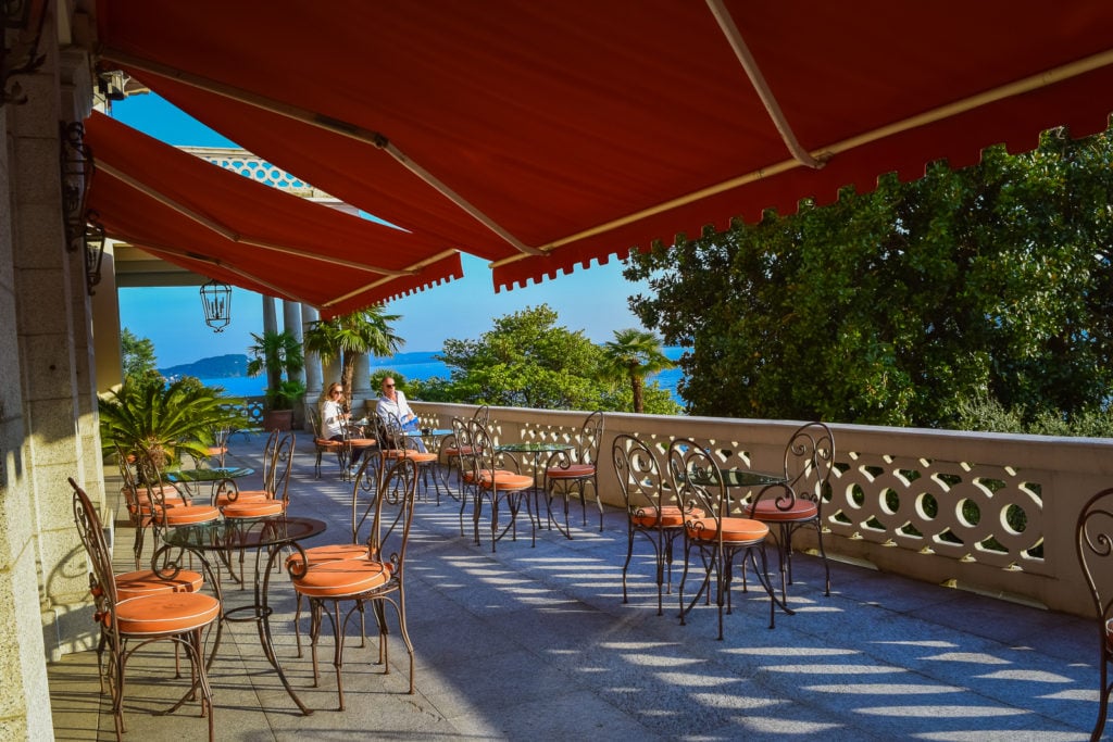 You Don't Have to Be A Grand Hotel Majestic Guest to Experience the Magic of this Lake Maggiore Hotel pallanza where to stay luxury hotel lago maggiore aperitivo happy hour