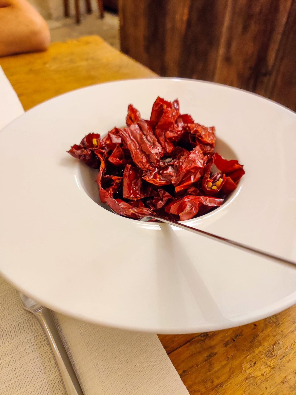 Where to Eat in Matera: La Lopa basilicata restaurant ristorante movie room pasta della domenica sunday homemade spumante candle meteoron svadore peperoni cruschi