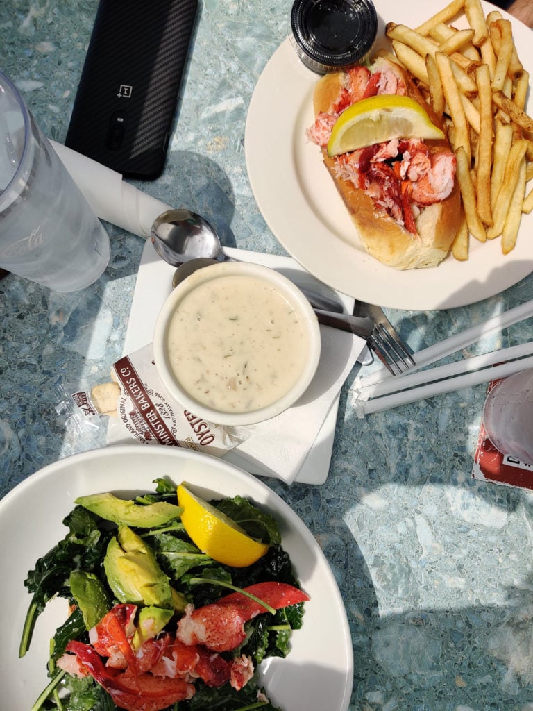 10 Things to Do in Newport, RI in May lobster bar