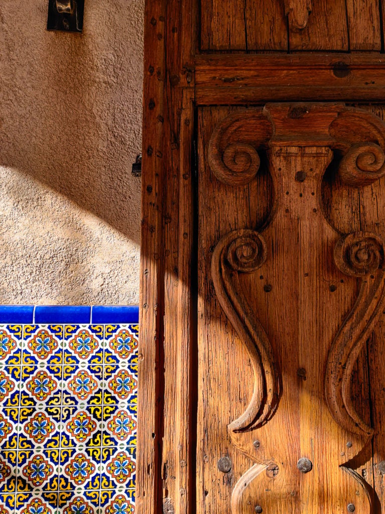 The Best of Everything at Tlaquepaque Arts & Crafts Shopping Village in Sedona The Best of Everything at Tlaquepaque Arts & Crafts Shopping Village in Sedona