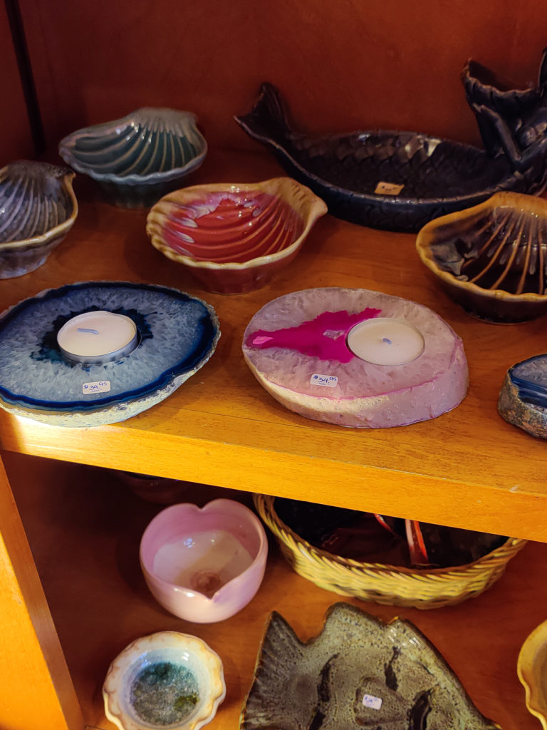The Best of Everything at Tlaquepaque Arts & Crafts Shopping Village in Sedona The Best of Everything at Tlaquepaque Arts & Crafts Shopping Village in Sedona