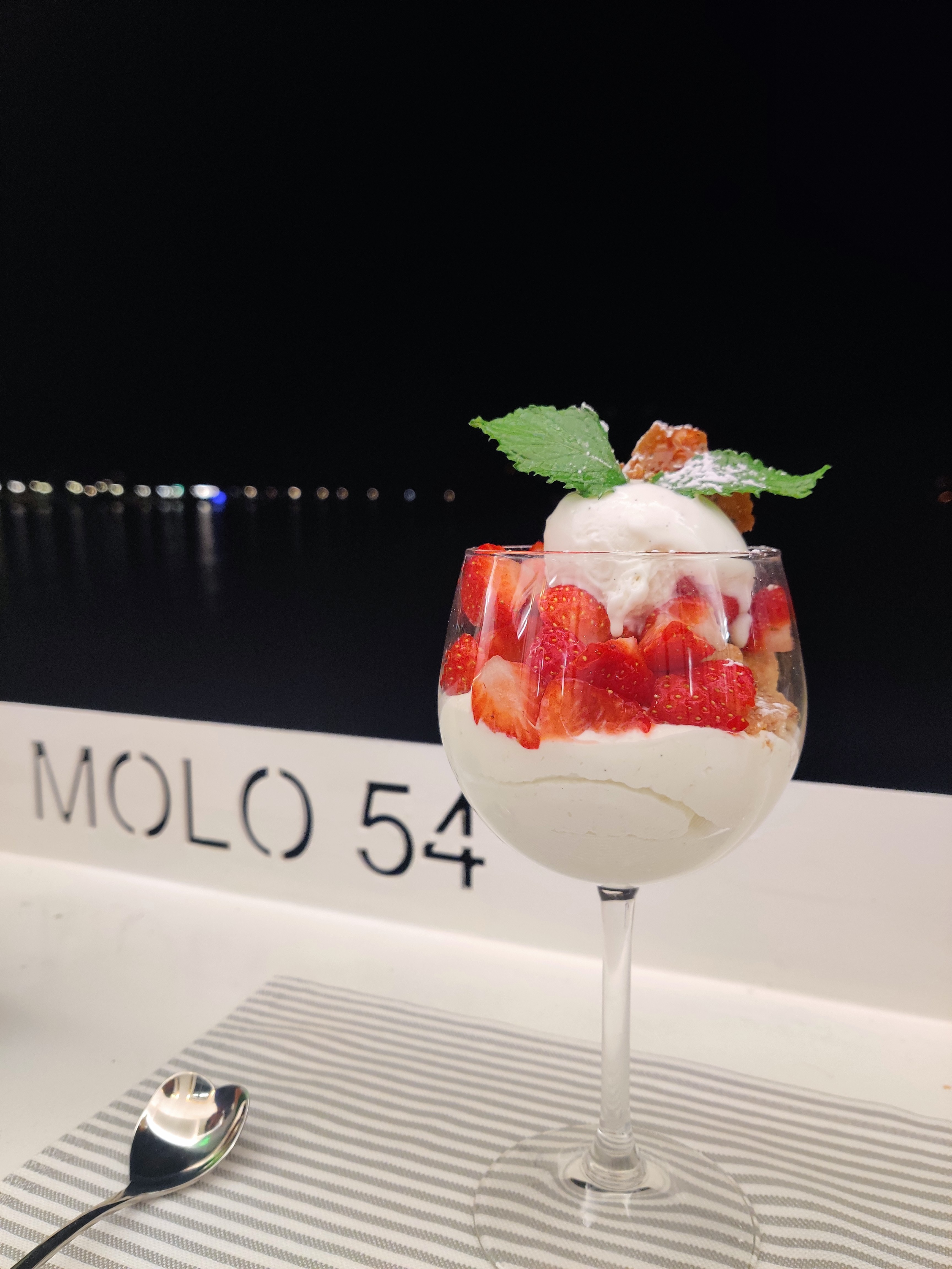 molo 54 batello feriolo
