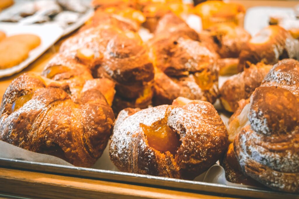 6 Best Cafes in Milan According to a Local biancolatte