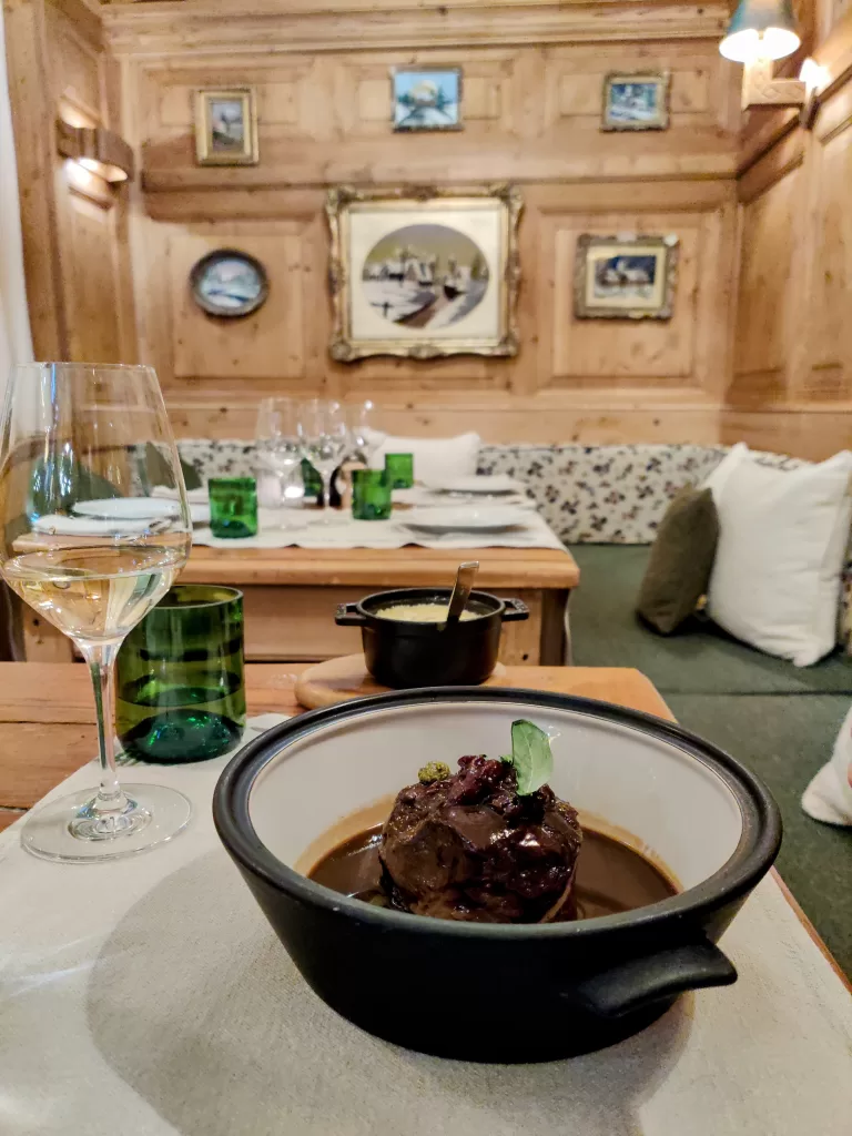 best Restaurants in Megève (On and Off Piste) le relais hôtel mont-blanc megève best Restaurants in Megève (On and Off Piste) le relais hôtel mont-blanc megève