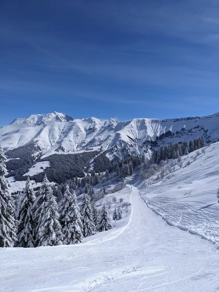 Megève Ski Resort Guide for All Levels | Évasion Mont-Blanc Area Megève Ski Resort Guide for All Levels | Évasion Mont-Blanc Area