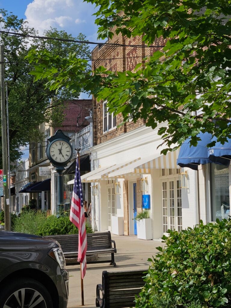 A Weekend or More in Greenwich, CT: 2 - 6 Day Itinerary old greenwich sound beach avenue
