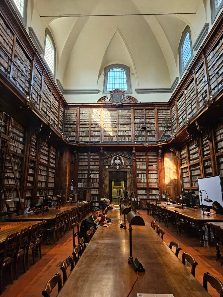 Hidden-library-Biblioteca-Marucelliana-Florence-off-the-beaten-path-insider-spot